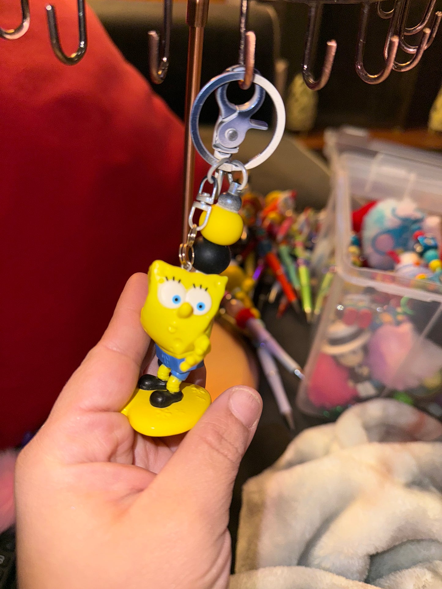 Bling It, Zip It, Charm It – Bag Charms, Keychains & Zipper Pulls That Pop! 💥🎉🪄