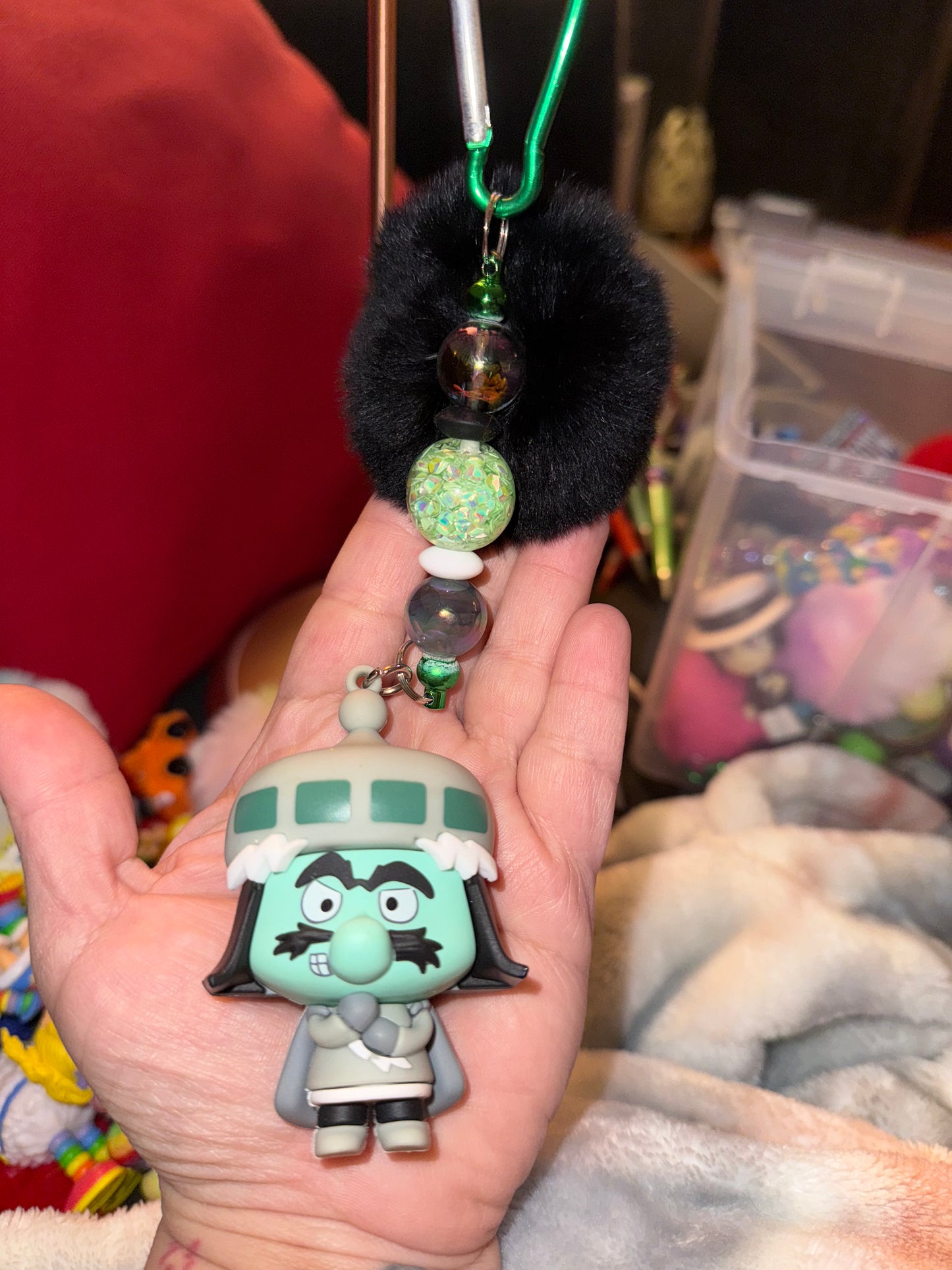 Bling It, Zip It, Charm It – Bag Charms, Keychains & Zipper Pulls That Pop! 💥🎉🪄