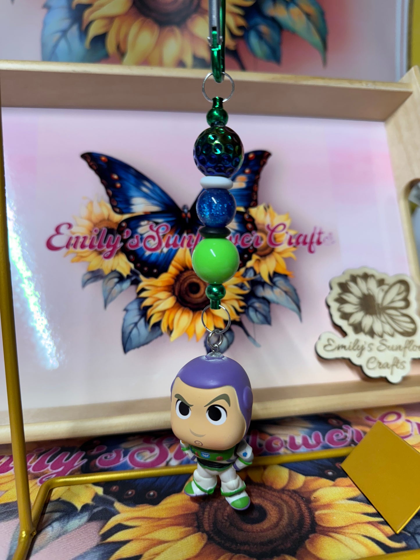 Bling It, Zip It, Charm It – Bag Charms, Keychains & Zipper Pulls That Pop! 💥🎉🪄