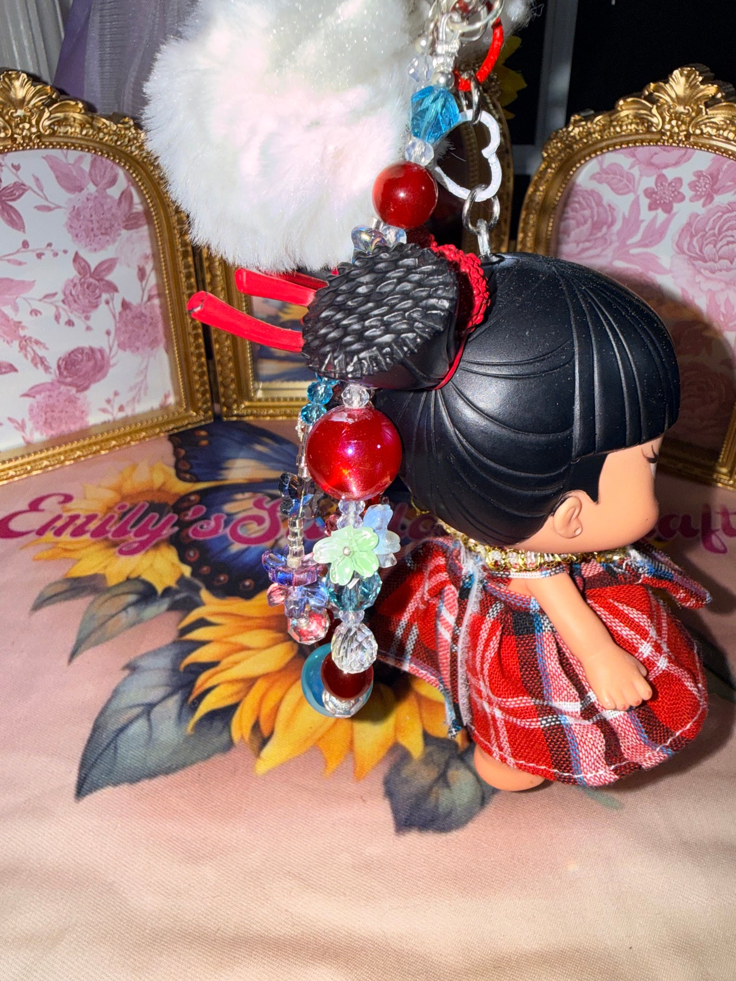 Bling It, Zip It, Charm It – Bag Charms, Keychains & Zipper Pulls That Pop! 💥🎉🪄