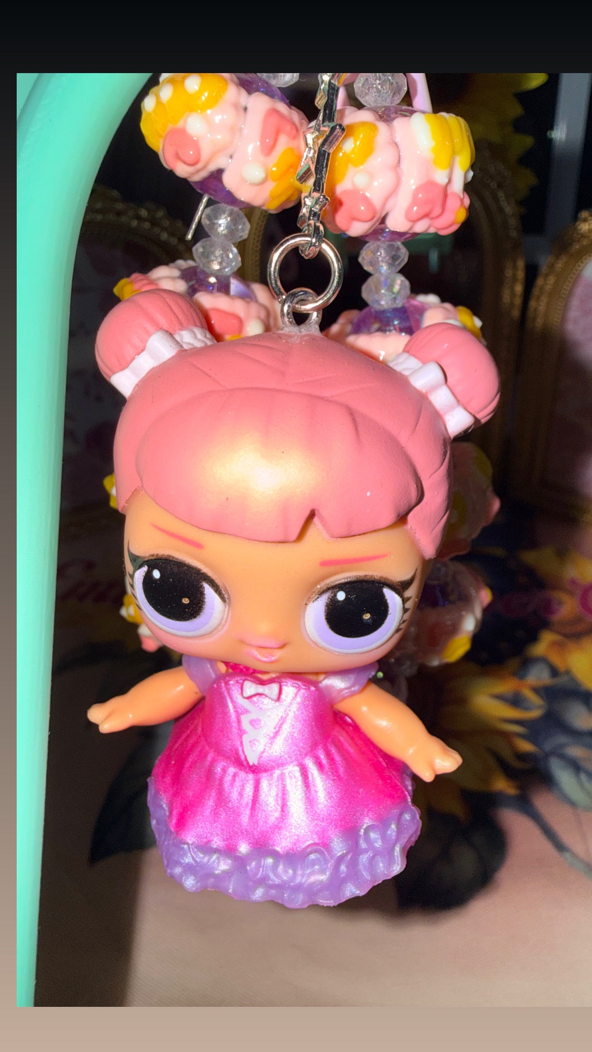 Bling It, Zip It, Charm It – Bag Charms, Keychains & Zipper Pulls That Pop! 💥🎉🪄