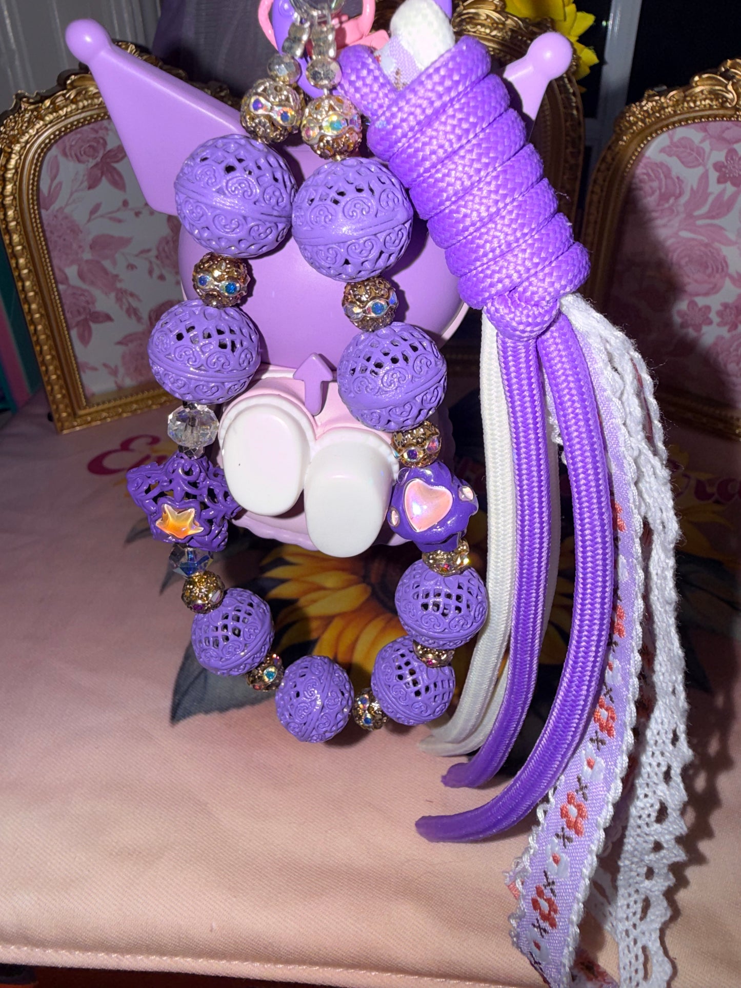 Bling It, Zip It, Charm It – Bag Charms, Keychains & Zipper Pulls That Pop! 💥🎉🪄