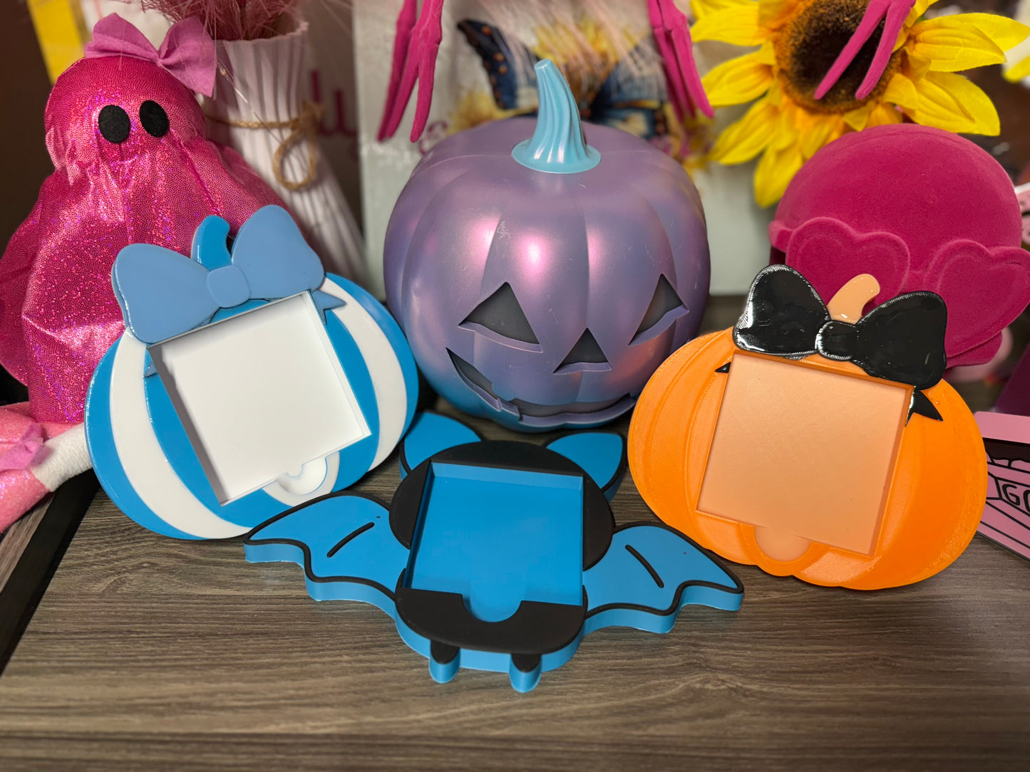 Post-It Holder